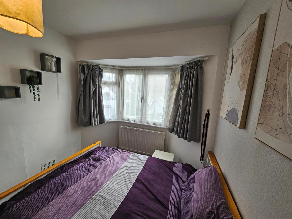 Large 4 Bedrooms Golders Green London Exterior photo